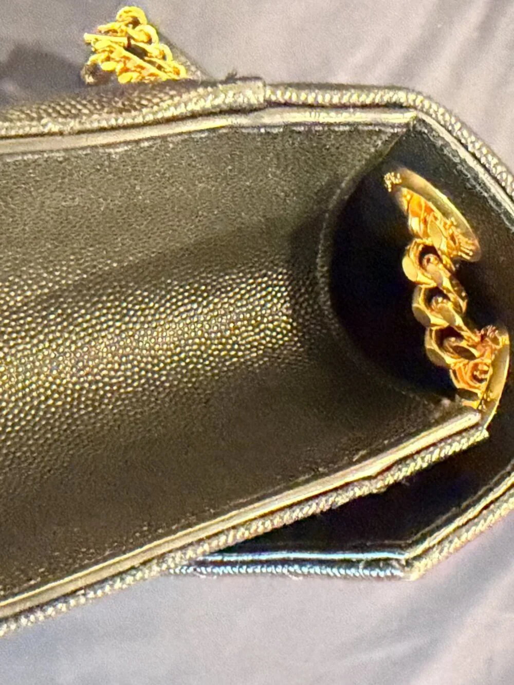 ENVELOPE LARGE IN QUILTED GRAIN DE POUDRE EMBOSSED LEATHER